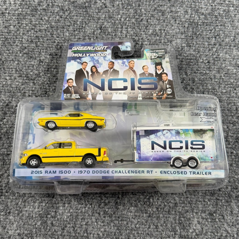 Greenlight NCIS Diecast Set 1:64 Yellow 2015 Ram 1500 1970 Dodge Challenger